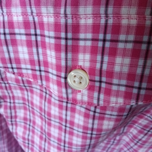 4/$25 Banana Republic Barbie Pink LS Buttonup - Picture 2 of 3